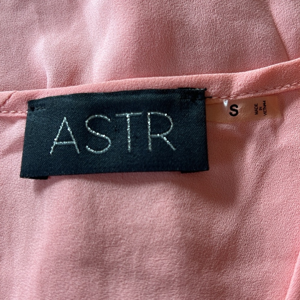 ASTR Blouse - Picture 4 of 5